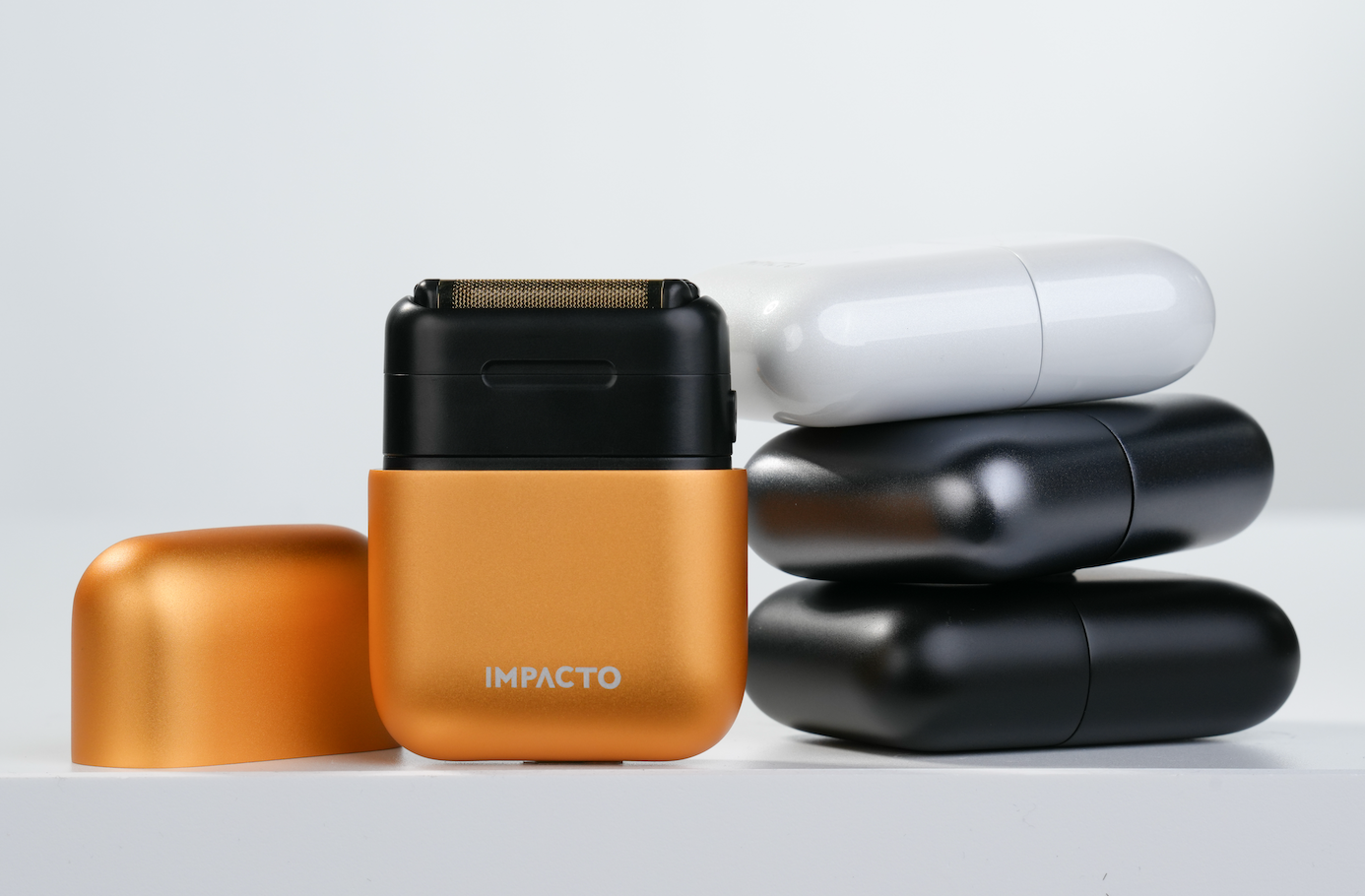 Impacto Micro Wet-Dry Shaver (Gold)